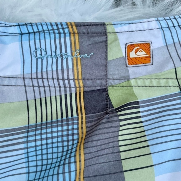 Quiksilver Board Shorts Mens - size 30 - Picture 8 of 9
